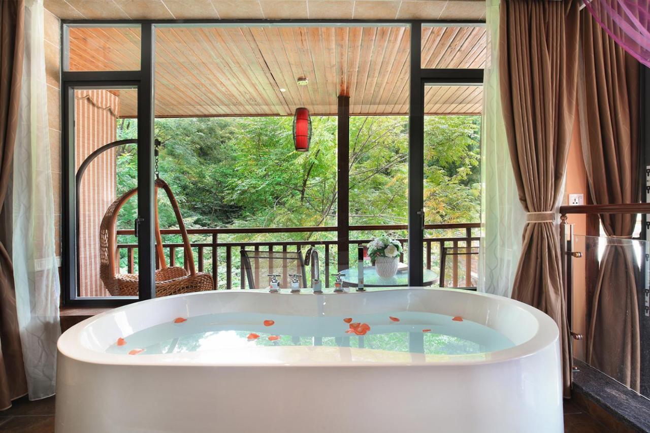 Blue Sky Hotel 양수오 외부 사진